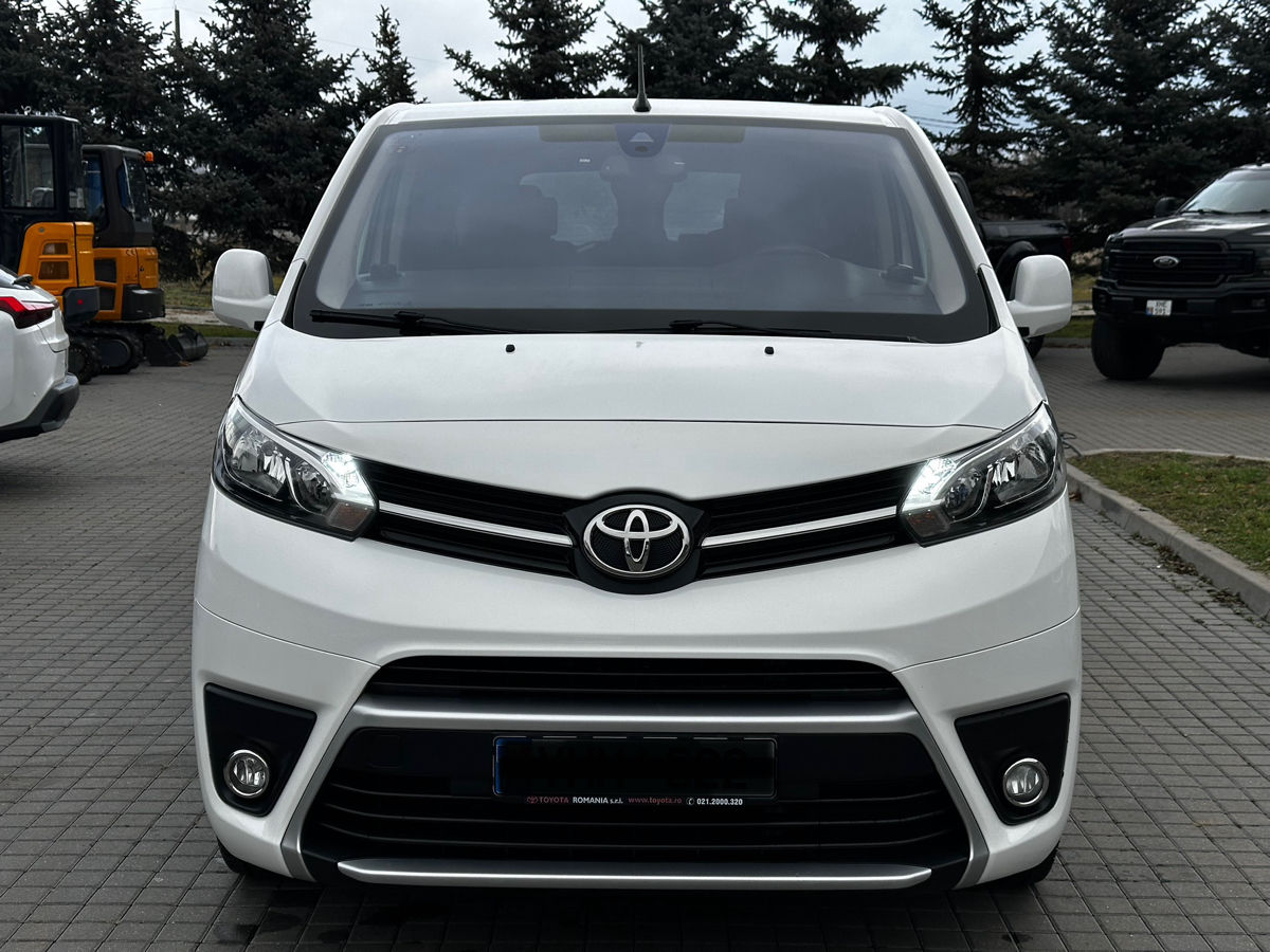 Toyota Proace Verso foto 1