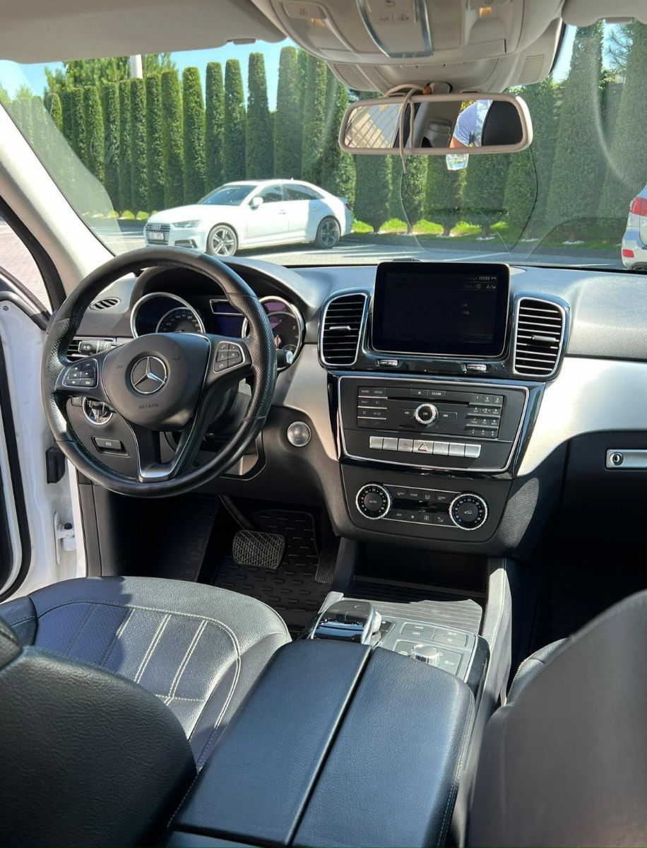 Mercedes GLE foto 9