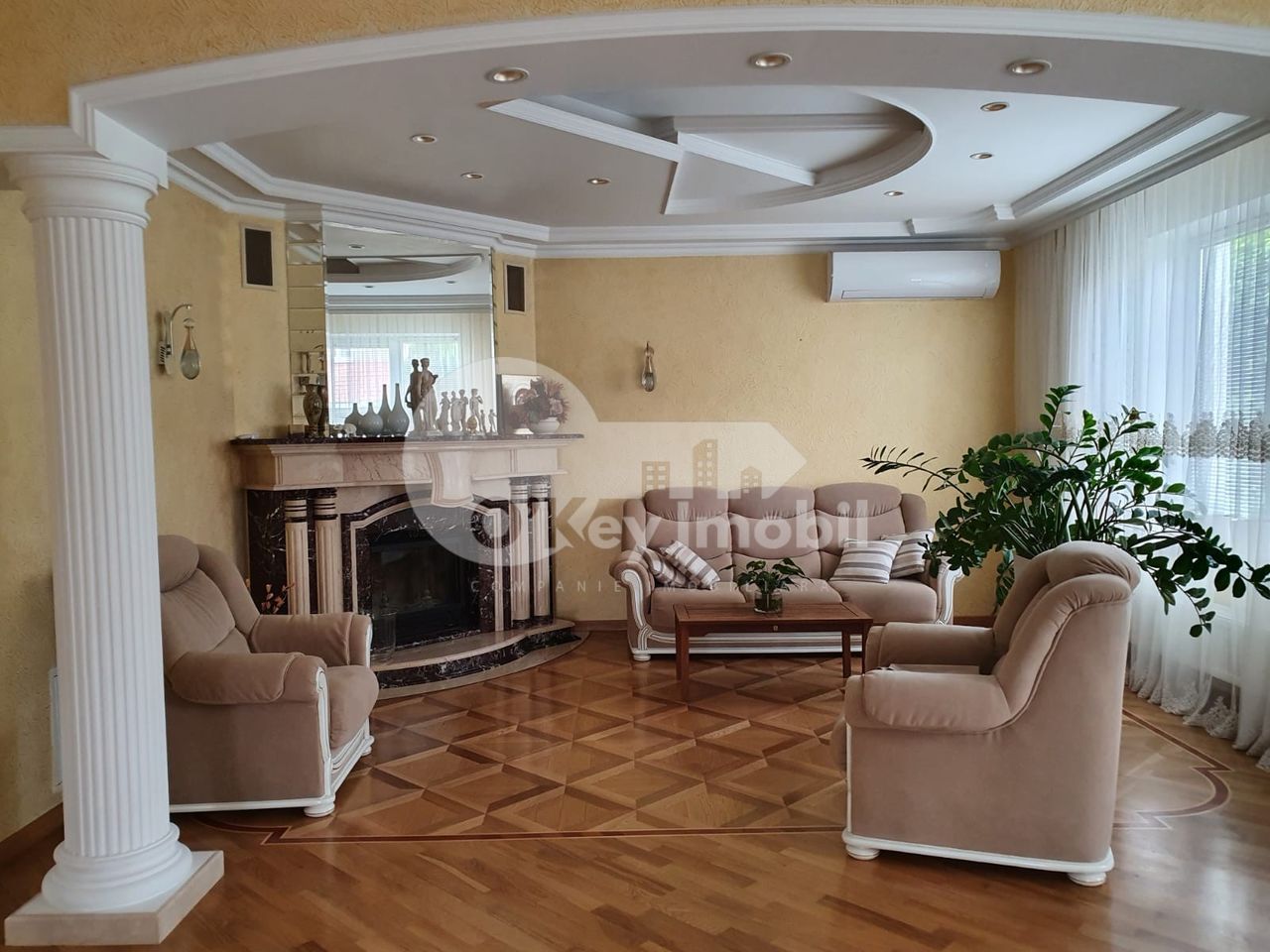 Casa, 300 mp, Ciocana, 450000 € ! foto 2