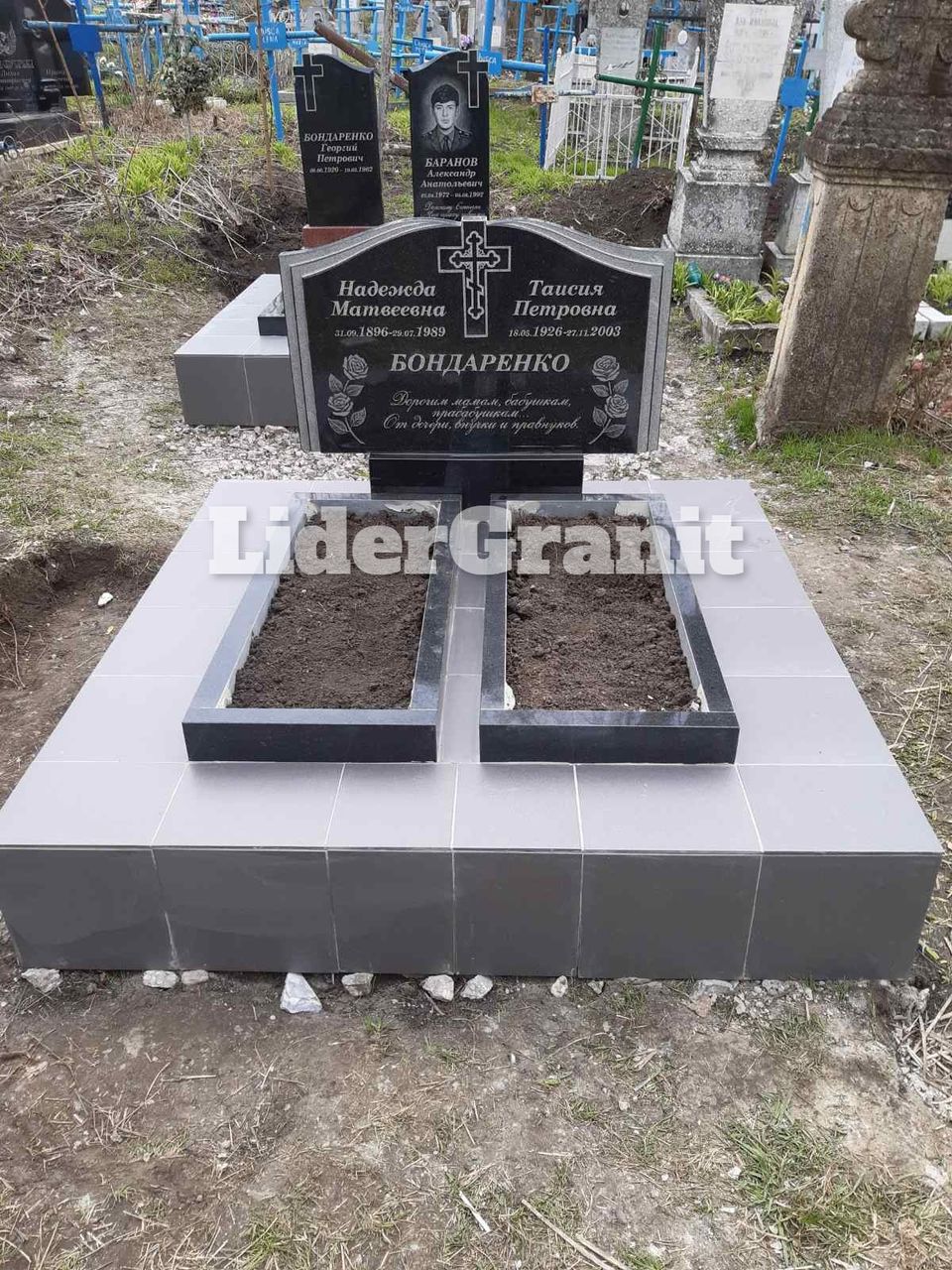 Monumente din granit.Livrare și instalare prin toată Moldova. foto 11