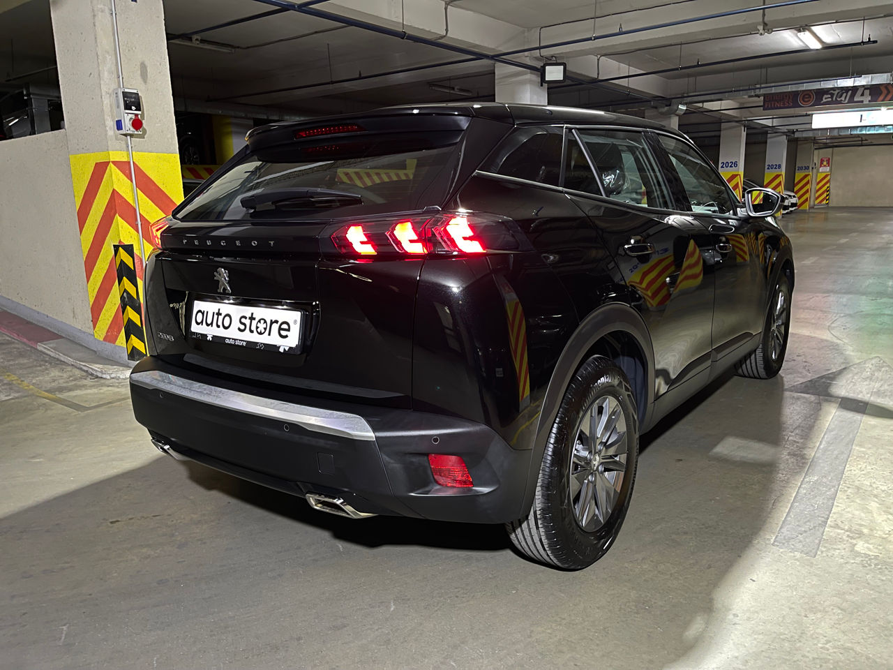 Peugeot 2008 foto 3
