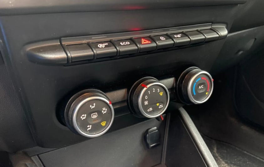Dacia Duster фото 12
