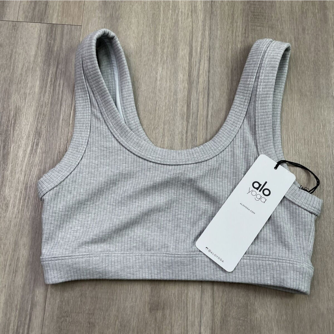 Alo Yoga - 50% фото 1