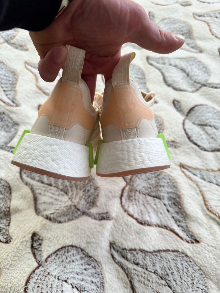 adidas gazelle silver green womens Adidas Men's NMD R1 Shoes main image 1