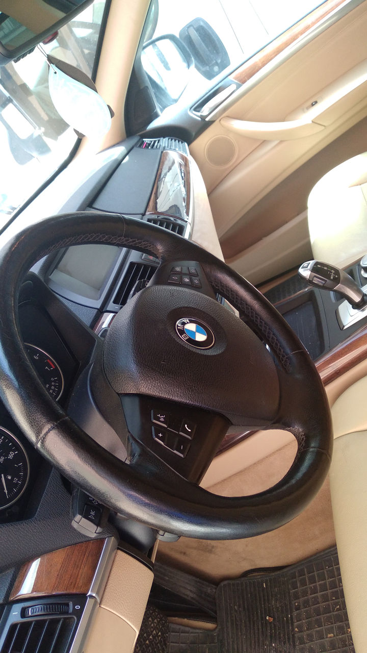 BMW X5 фото 1