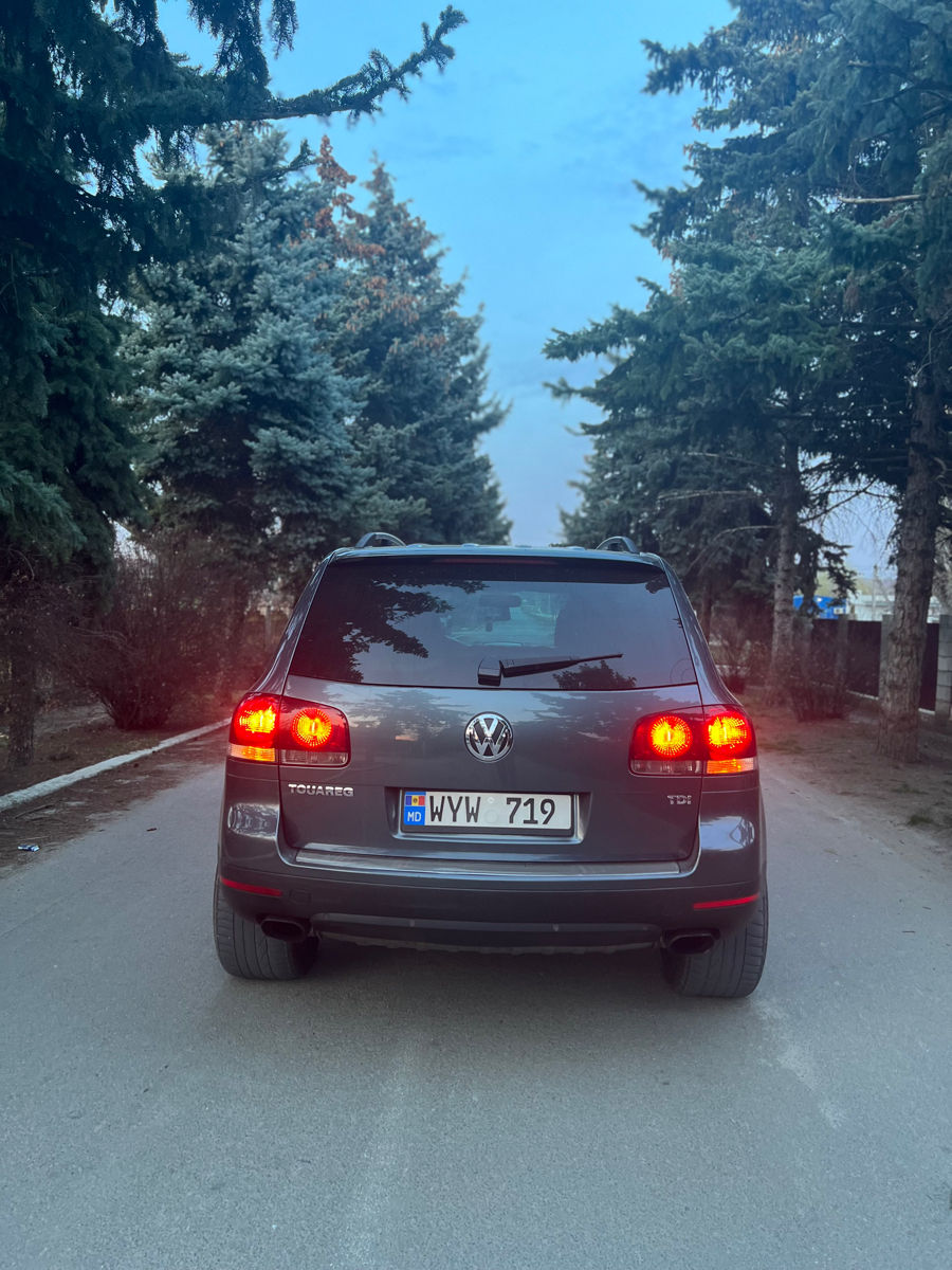 Volkswagen Touareg foto 4