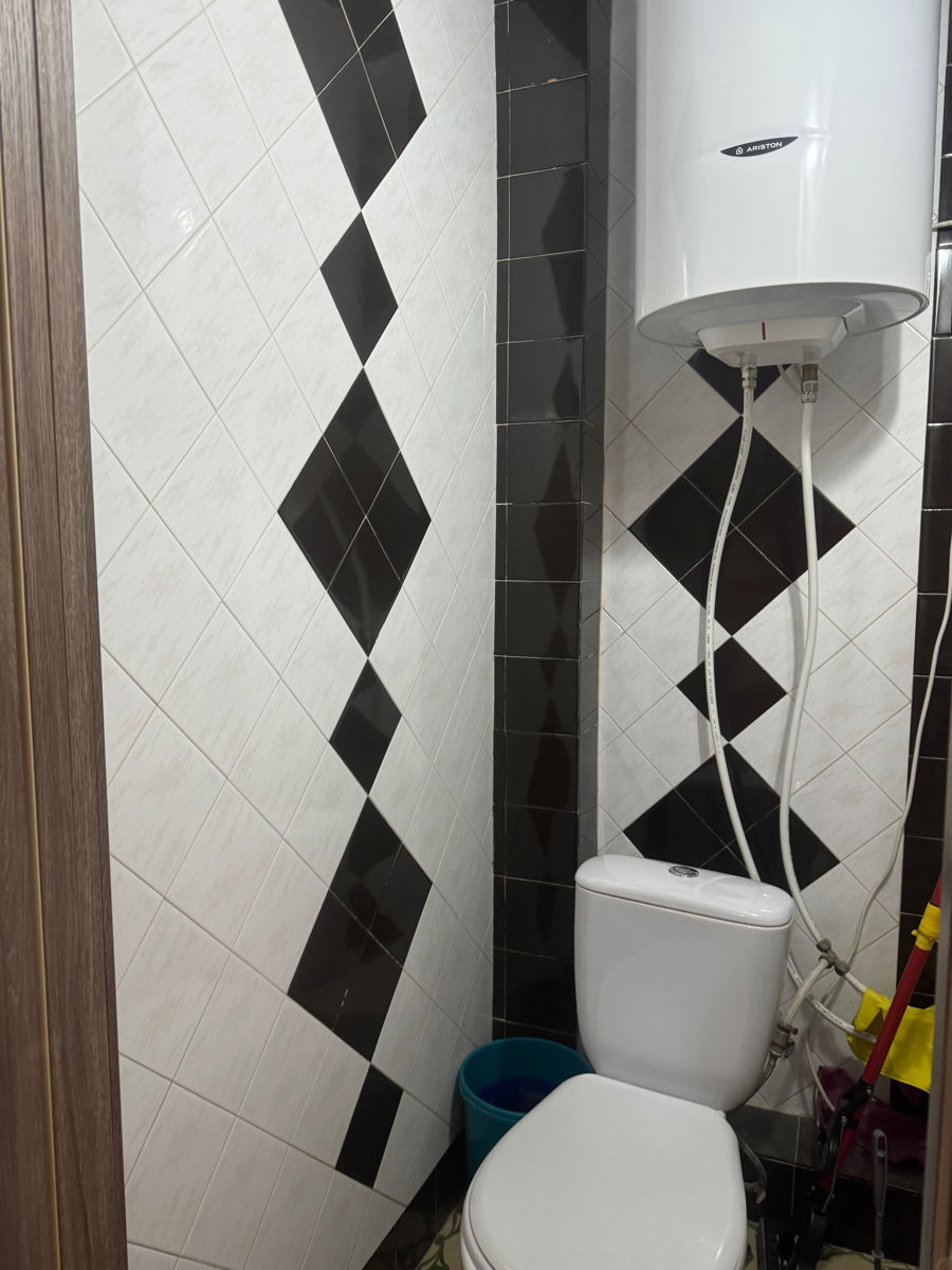 Apartament cu 2 camere, 54 m², Podul Chișinăului, Bălți foto 3