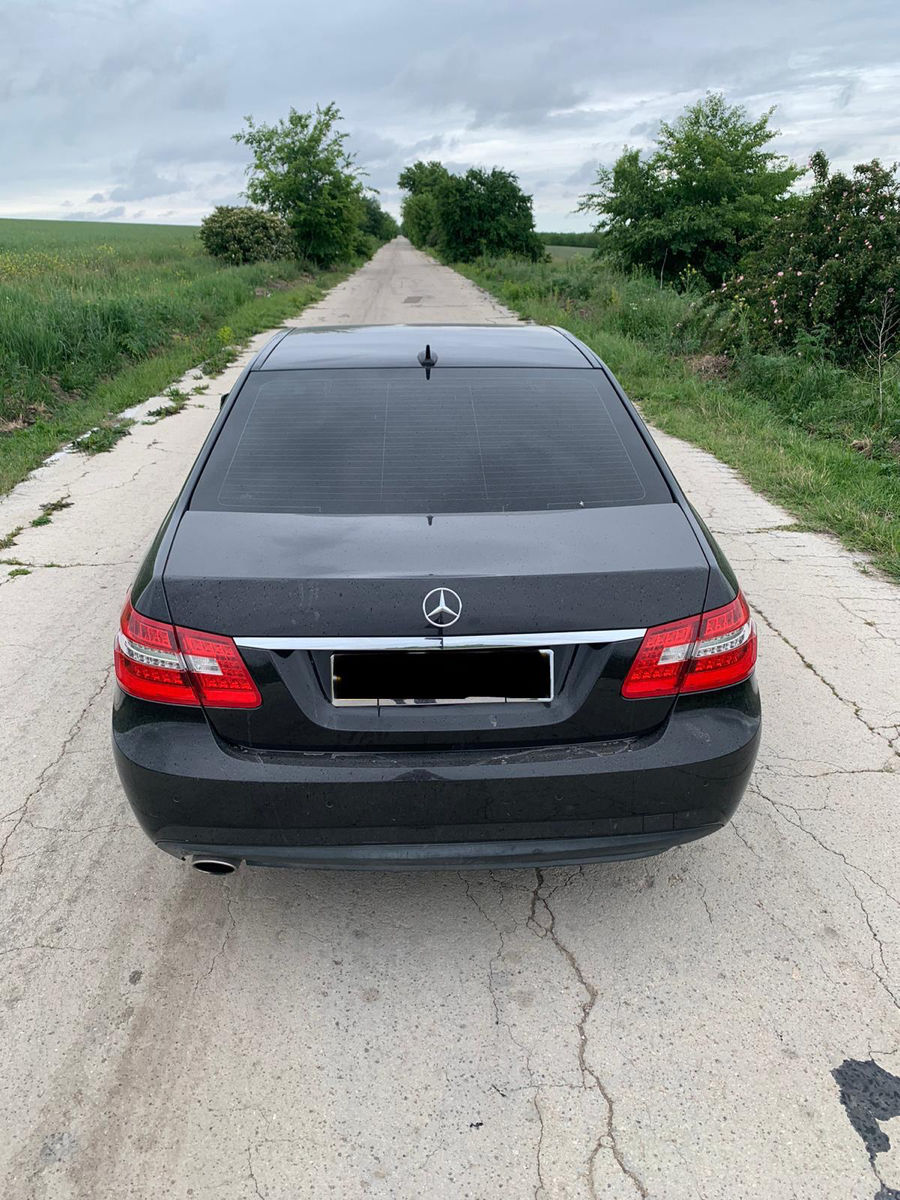 Usi Aripa Kapot Bamper Discuri Salon Volan Mercedes w212 razborka foto 6