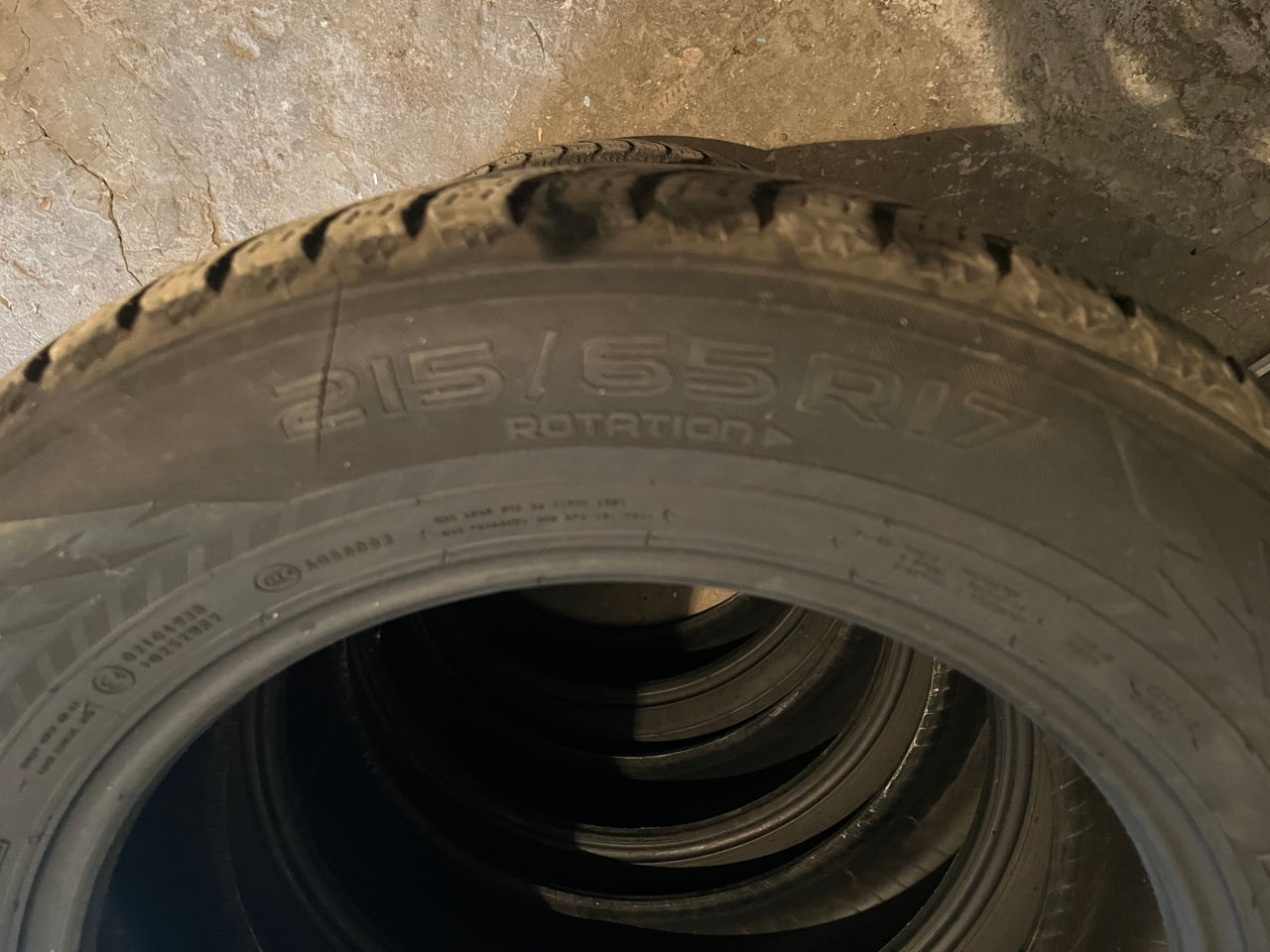 Nokian Hakkapeliitta 215/65/R17