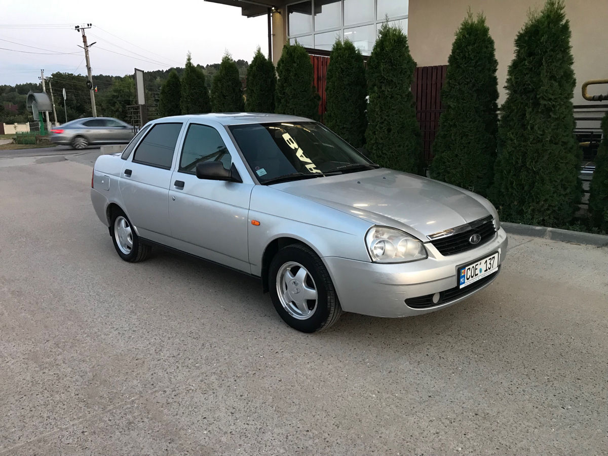 Lada / ВАЗ Priora foto 2