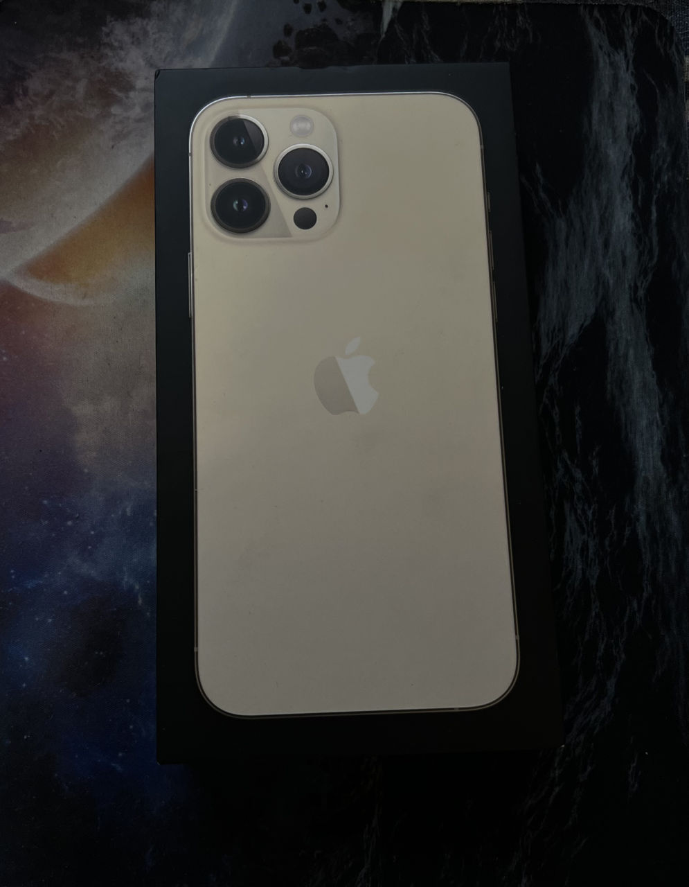 Iphone 13 pro max +apple watch