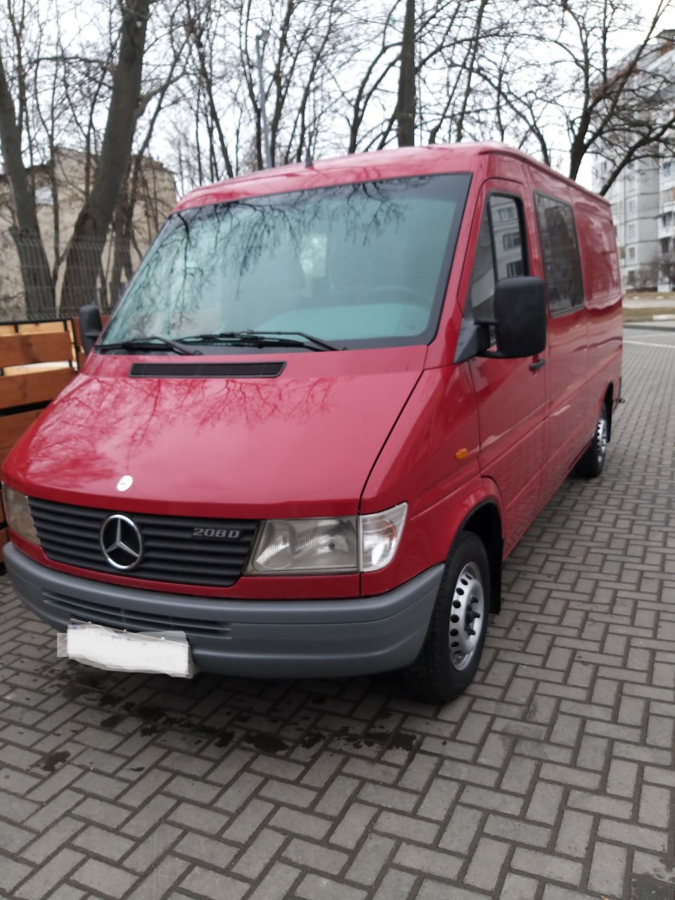 Mercedes Sprinter 208D фото 1
