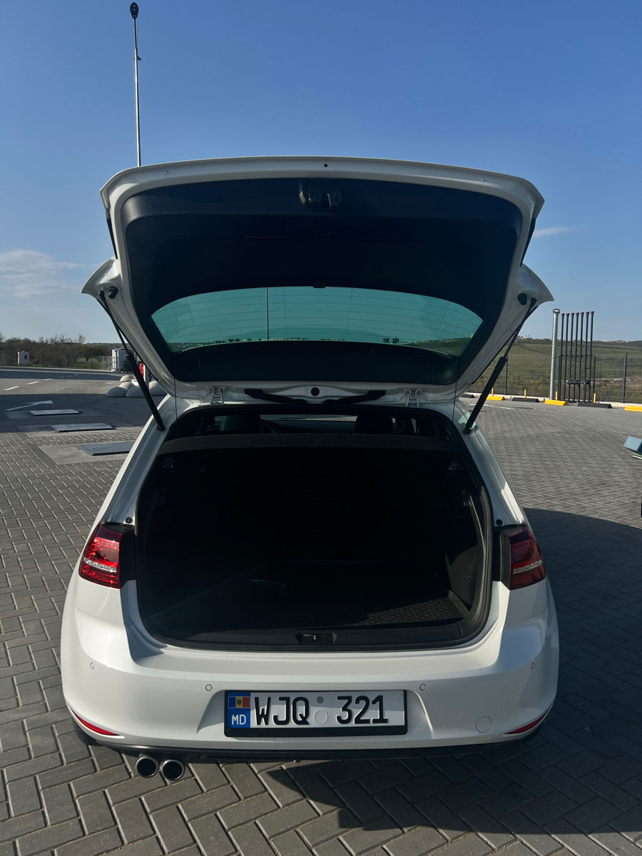 Volkswagen Golf foto 5