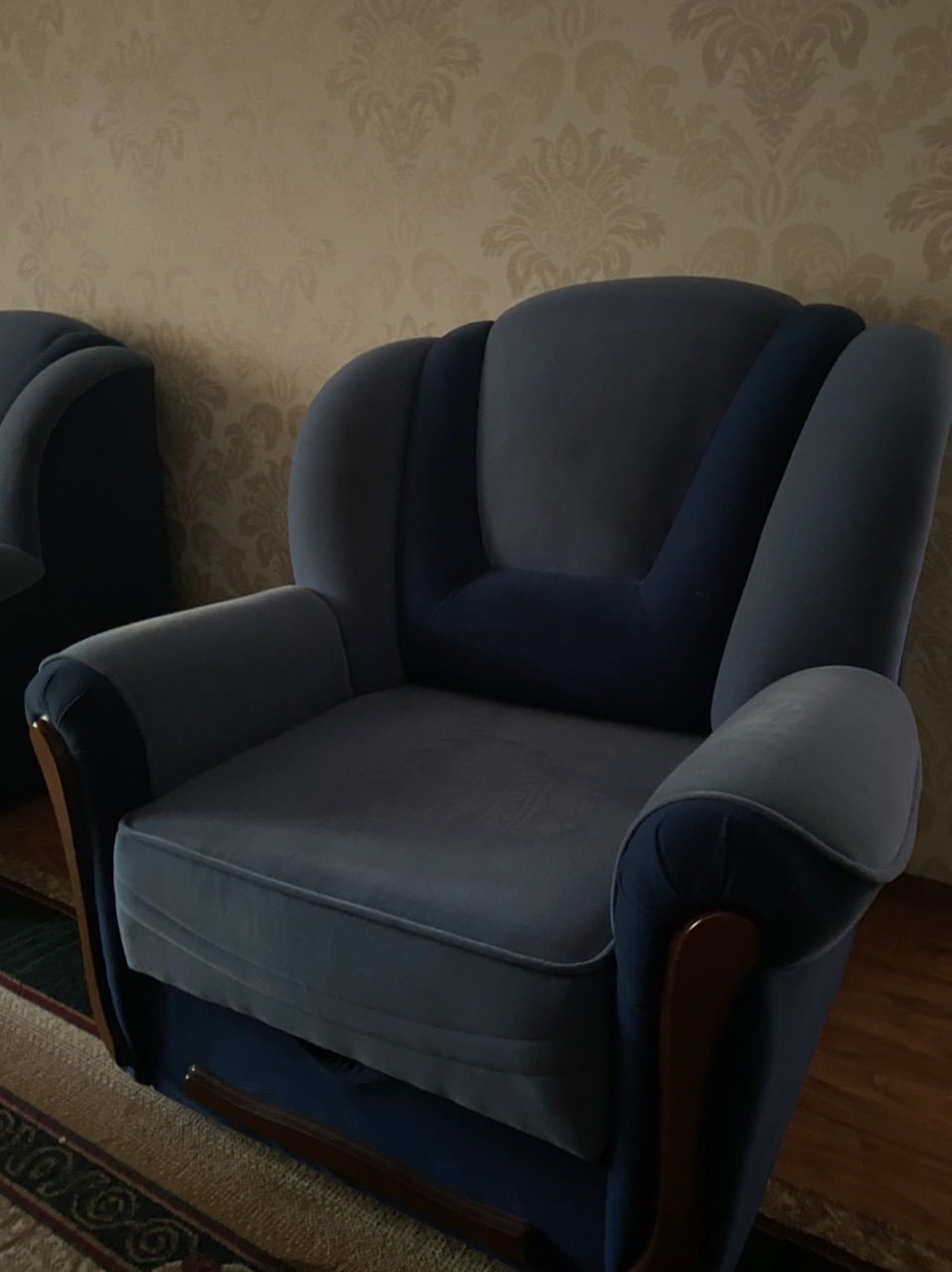 Куплю кресла разные cumpar mobila