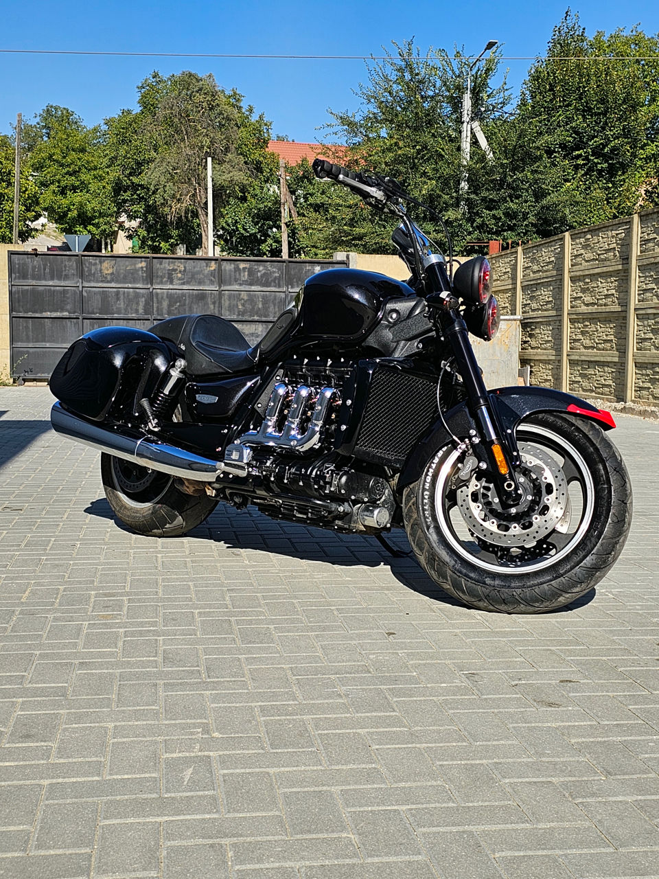 Triumph Rocket III фото 12
