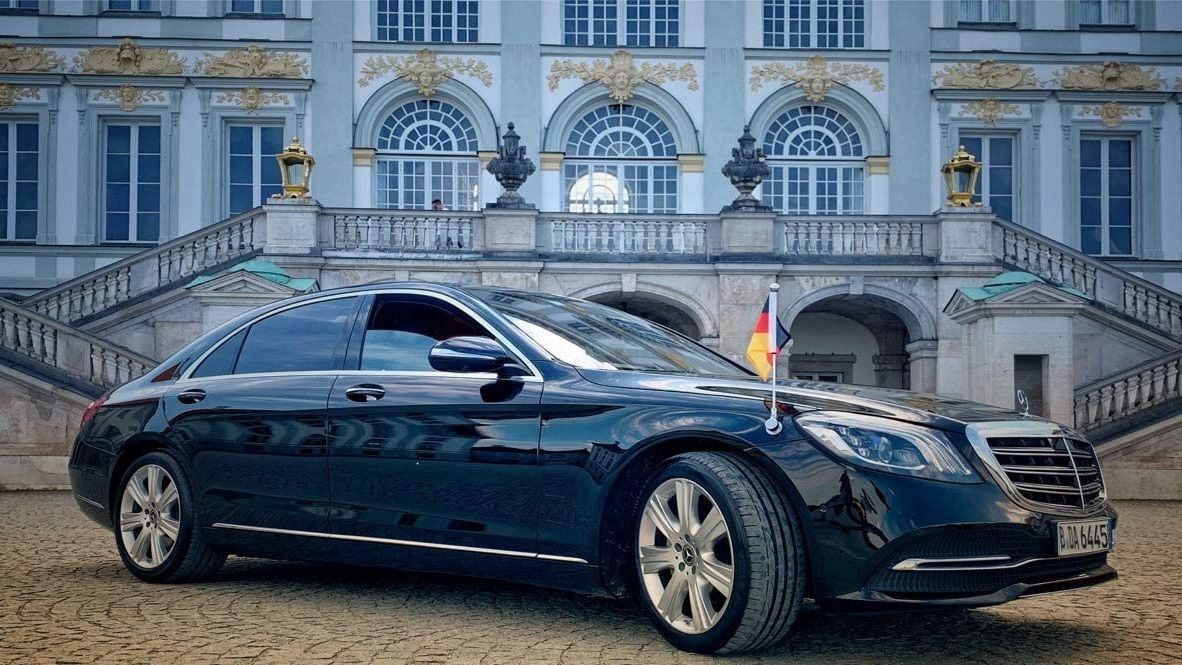 Автомобильные флагштоки и флаги премиум класса. Хром. Золото. Металл полированный. фото 1