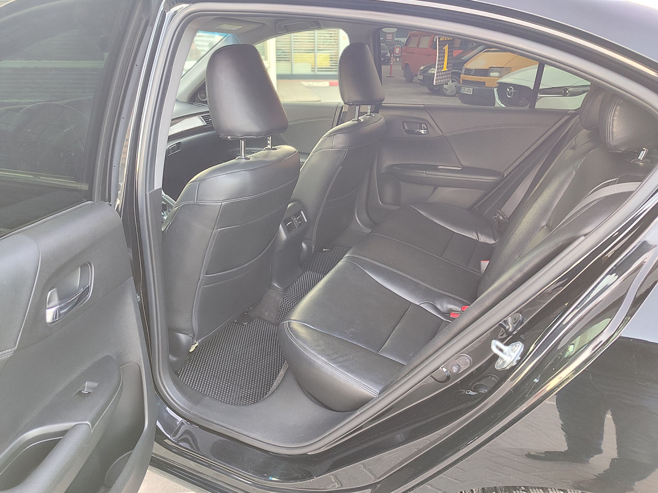 Honda Accord foto 6