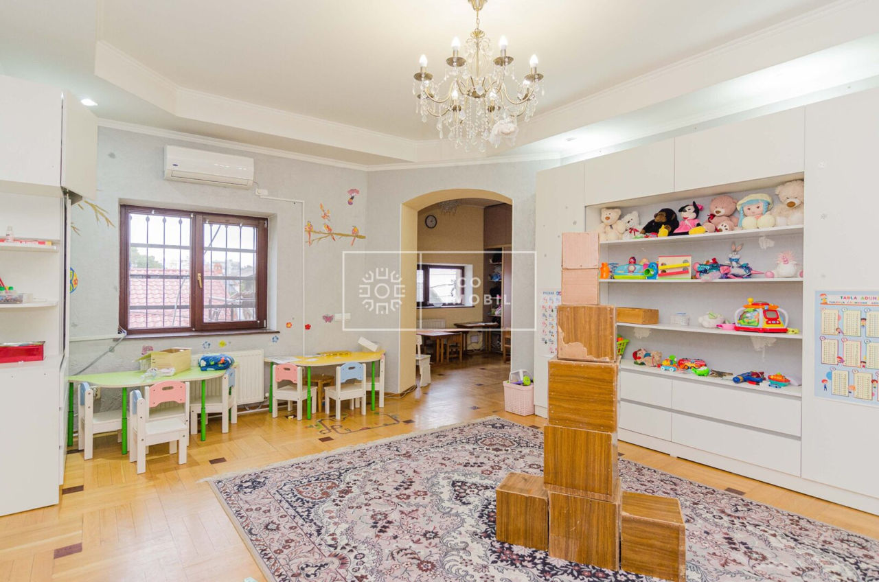 Vânzare, oficiu, Centru, str. București, 160 m.p., 320000€ foto 12