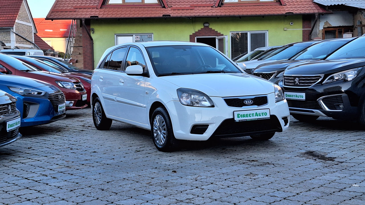 KIA Rio foto 4