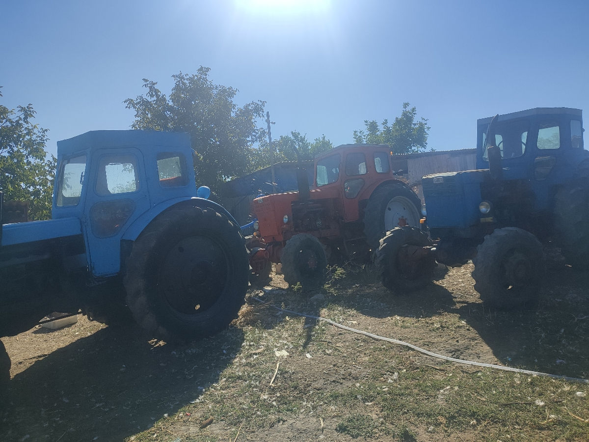 Tractor T40
