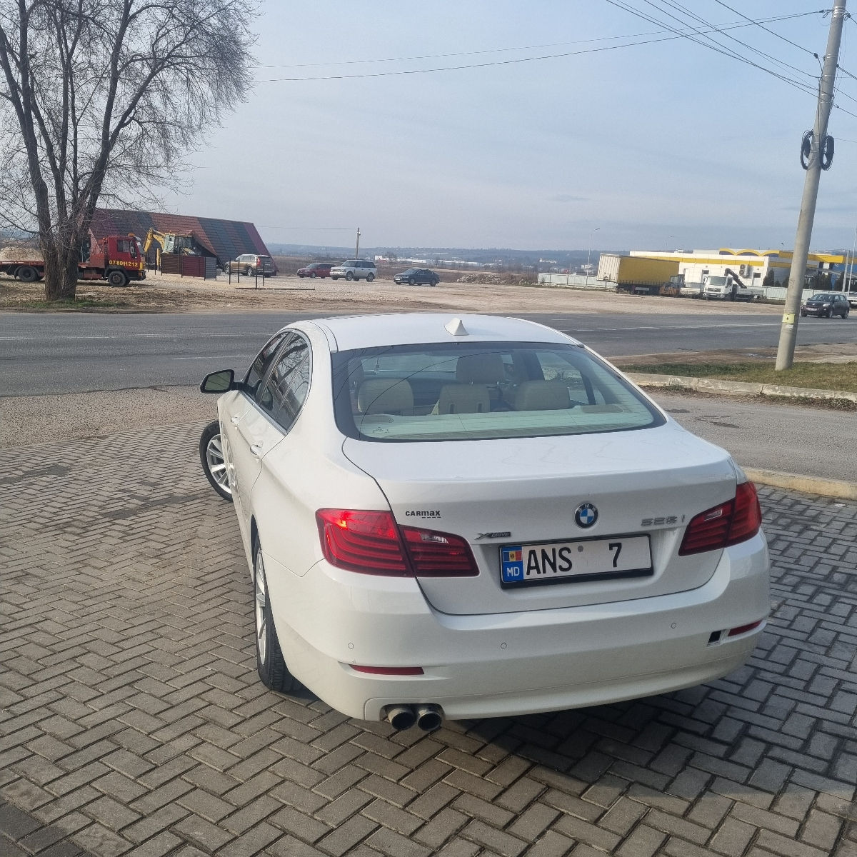 BMW 5 Series foto 5