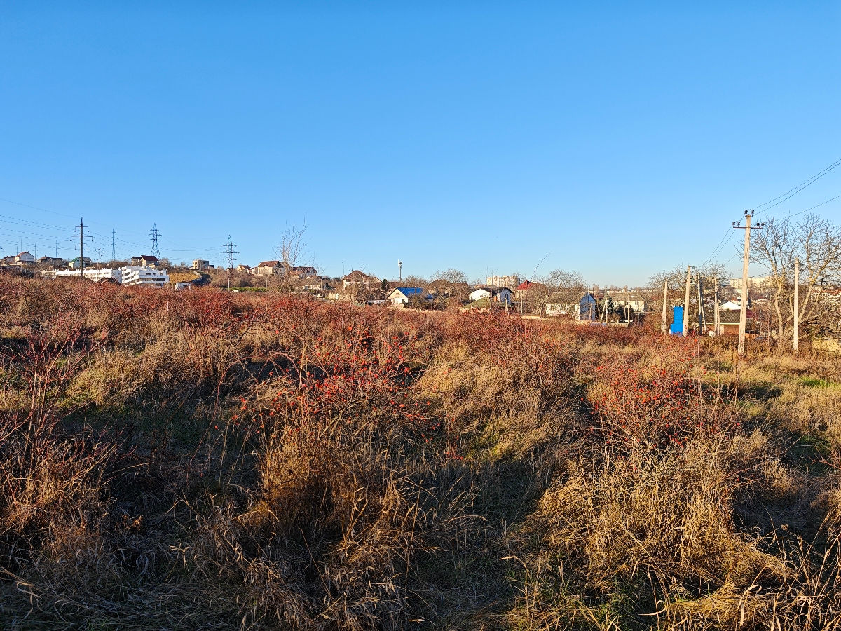 Durlești, 8ari pentru construcție lîngă Hora village