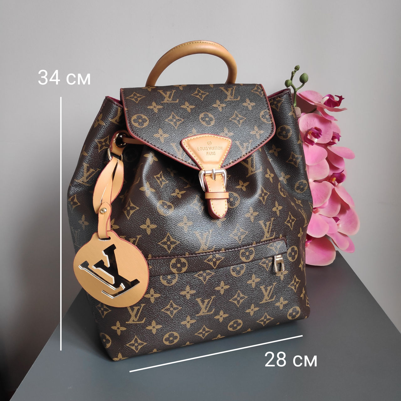 Geanta Louis Vuitton. Piele ecologică.