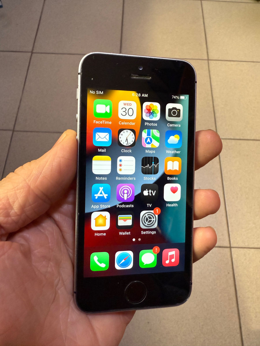 iPhone SE (32GB) Silver foto 0