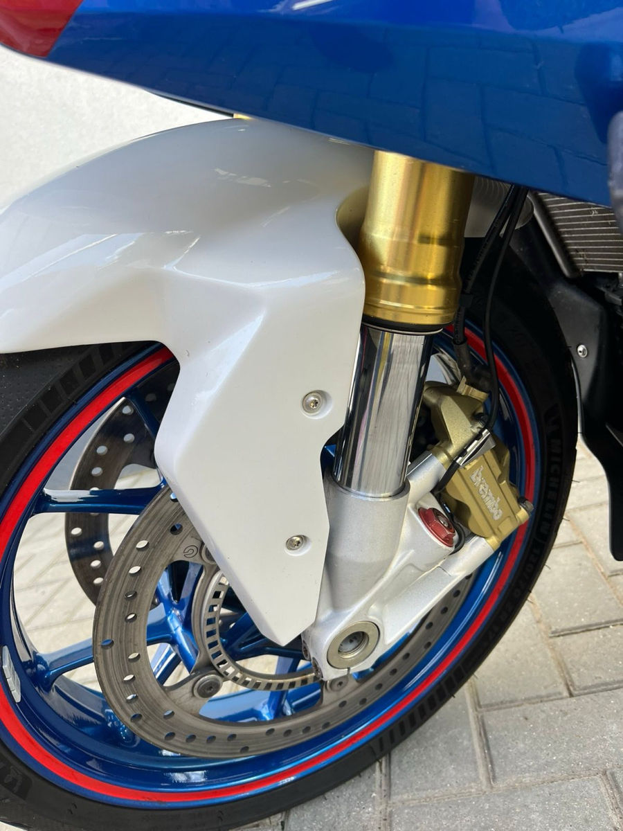 BMW S1000RR фото 7