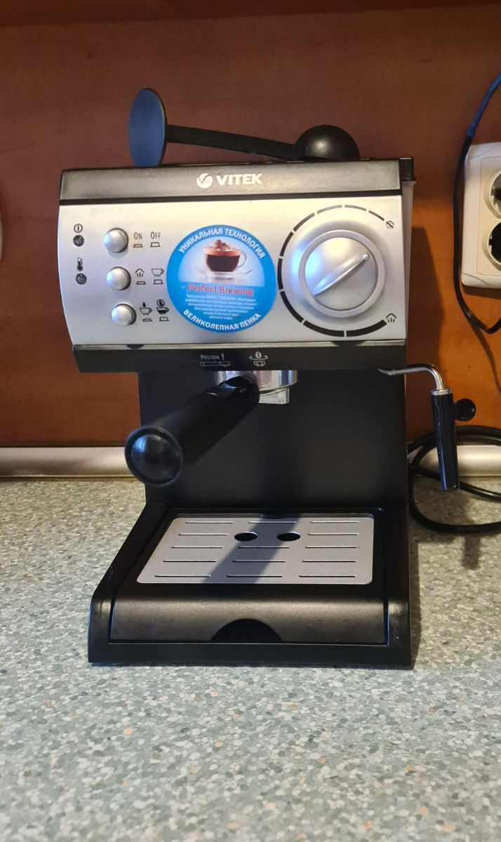 Кофеварка рожковая  vitek VT-1511 BK , капучино машина фото 2