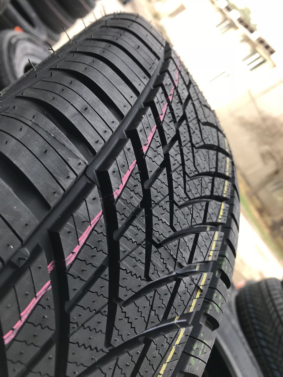 215/70 R16 Tracmax Allseason Trac saver/ Доставка, livrare toata Moldova foto 3