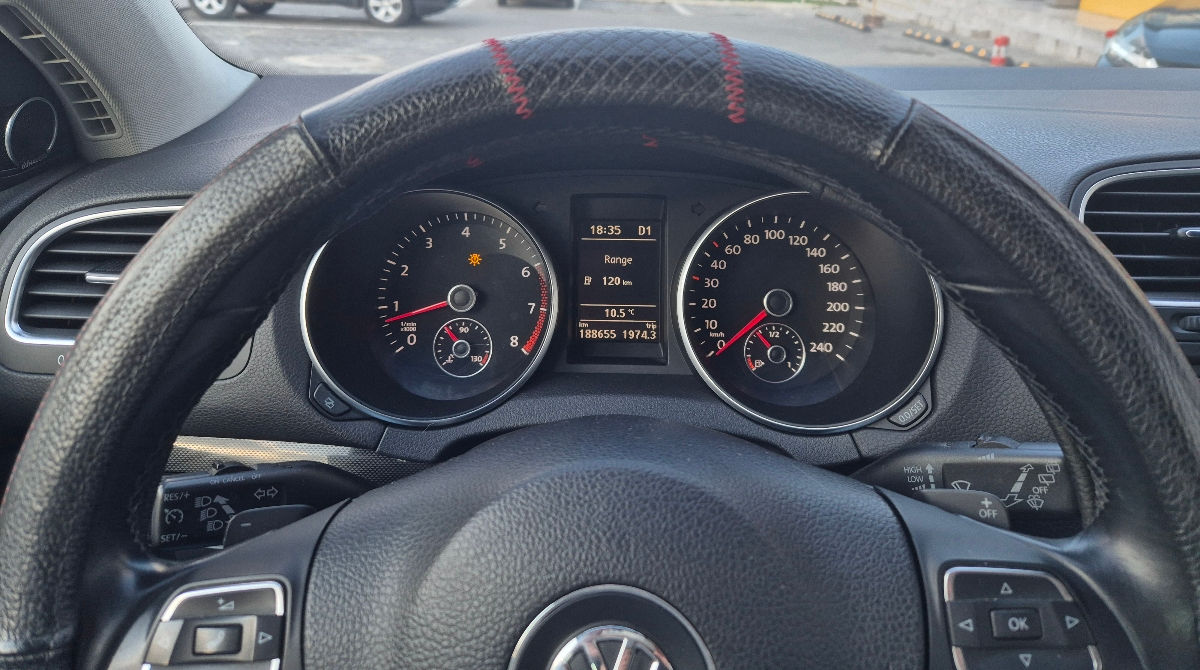 Volkswagen Golf foto 9