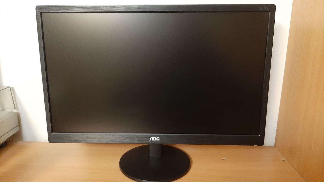 Full HD Монитор AOC E2270Sw