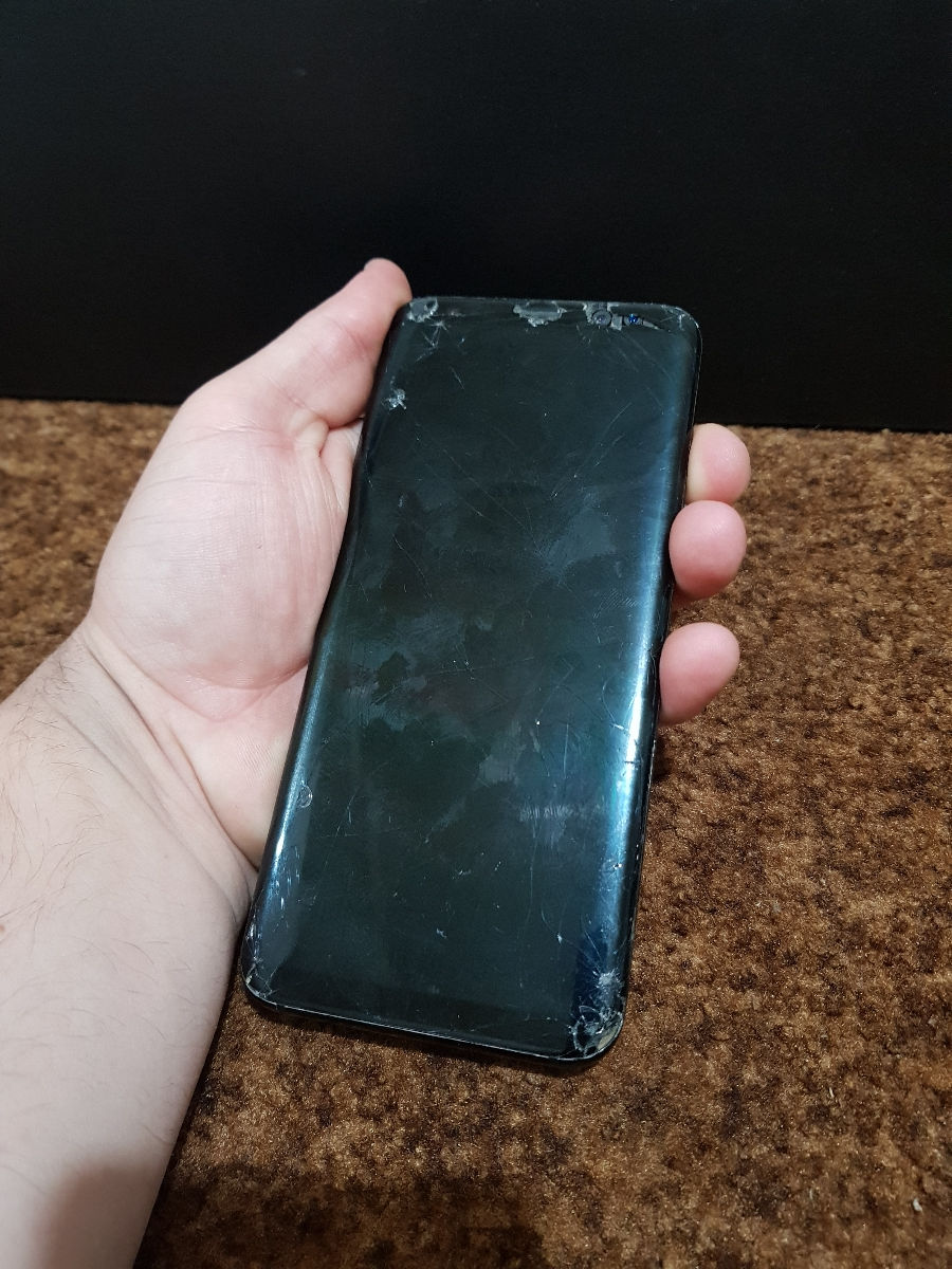 Samsung Galaxy S8+ foto 2