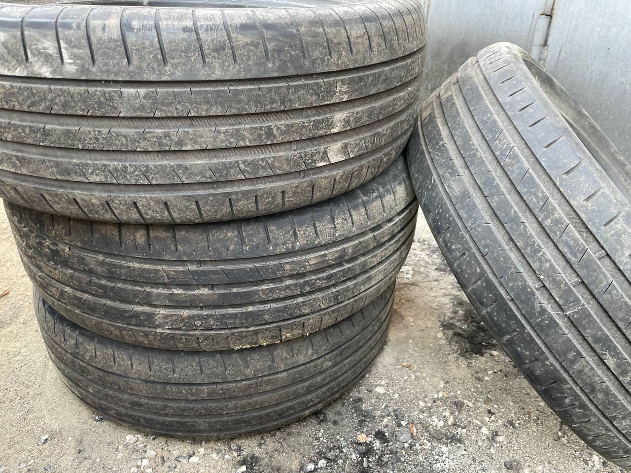 Urgent Apollo alnac 4g 255/55 R16 vara 4.5-6mm, 3 buc + 1 uzat
