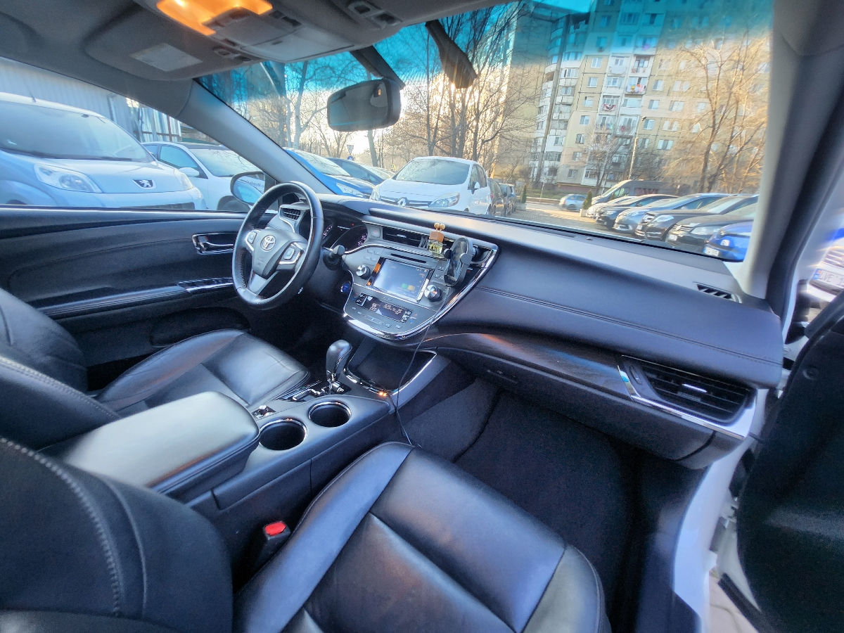 Toyota Avalon foto 6