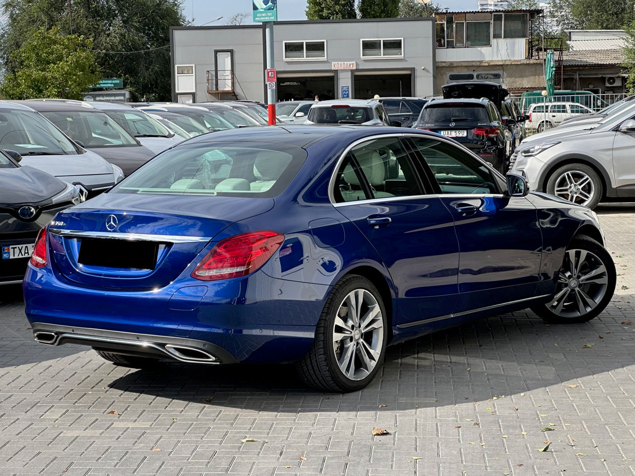 Mercedes C-Class foto 3