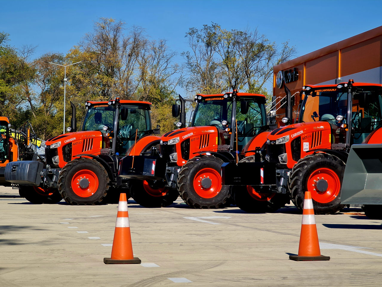 Kubota M7 foto 6