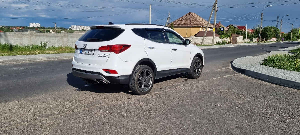 Hyundai Santa FE foto 2