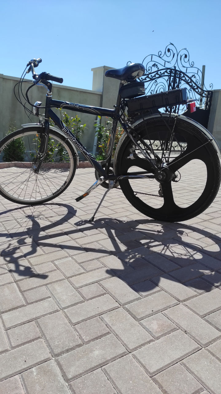 Bicicletă electrica  foto 3