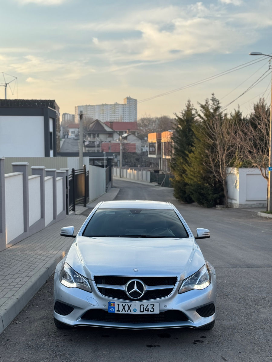 Mercedes E-Class Coupe фото 1