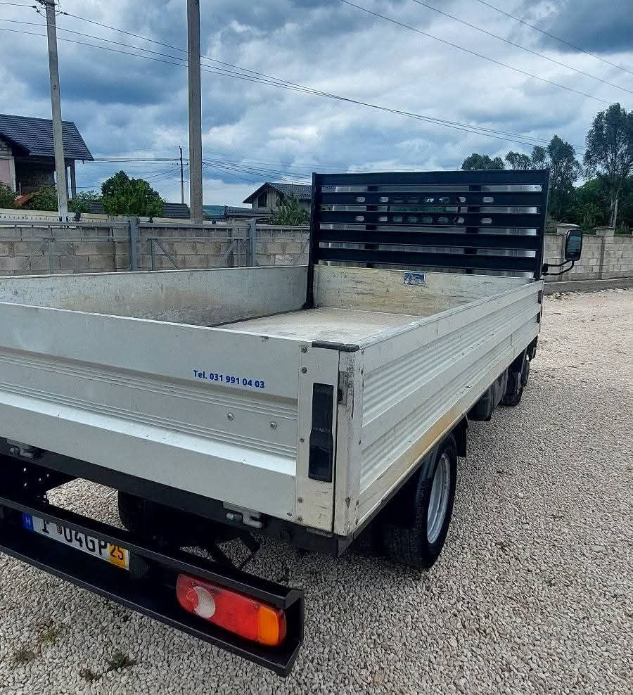 Nissan Cabstar  foto 12