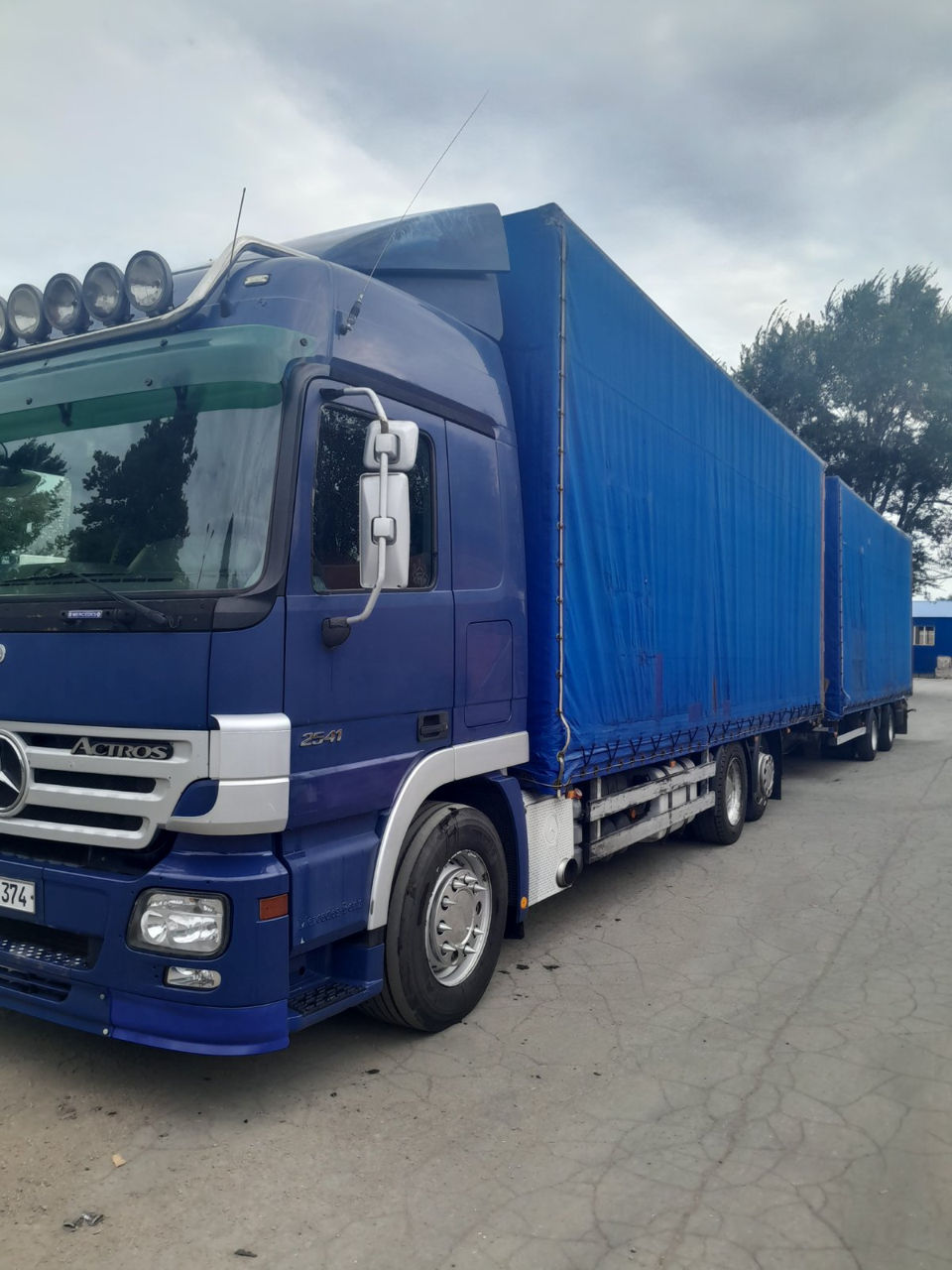 Mercedes Actros foto 0