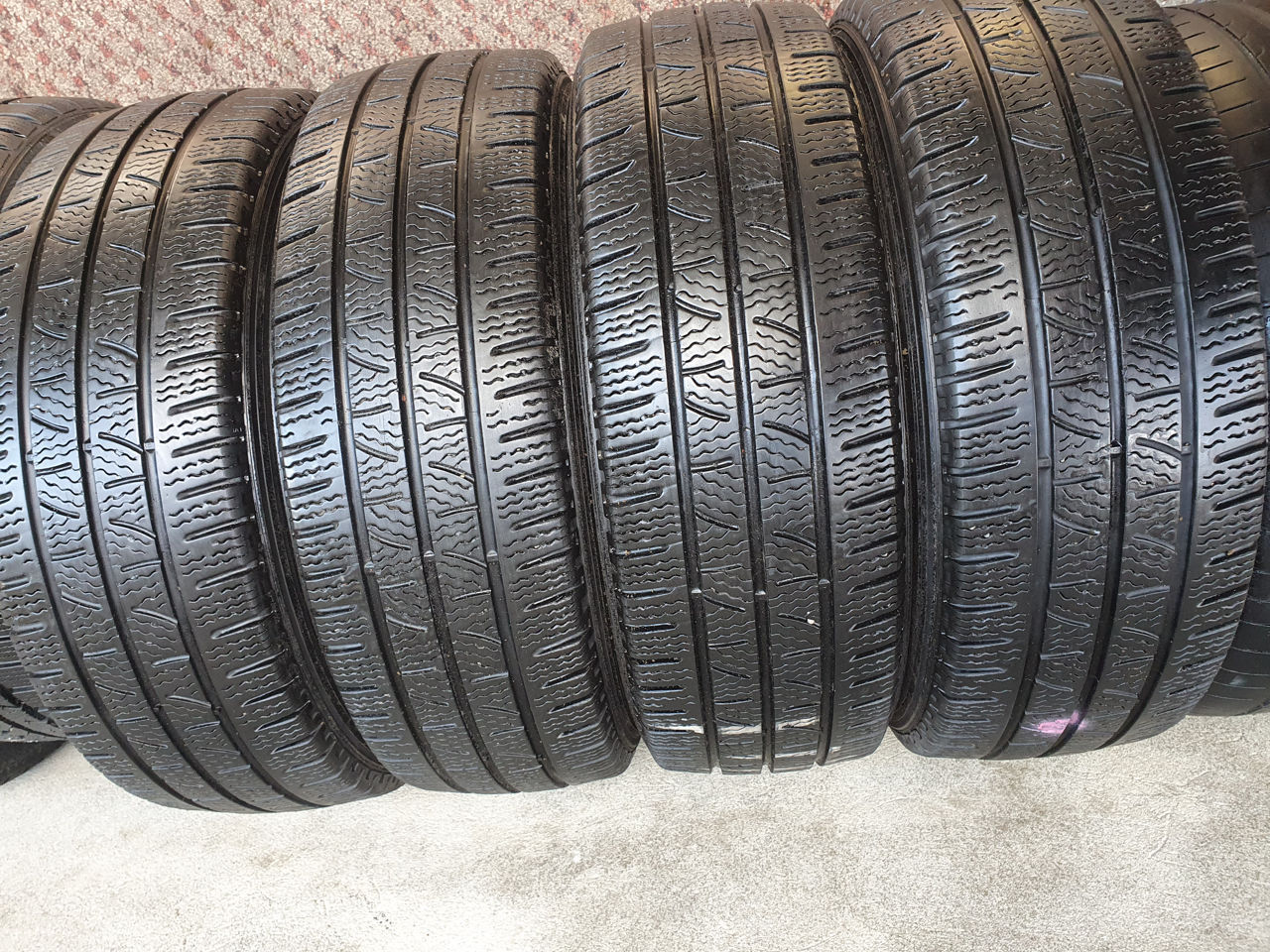 215/65/ R16-C- PIRELLI.2015г.