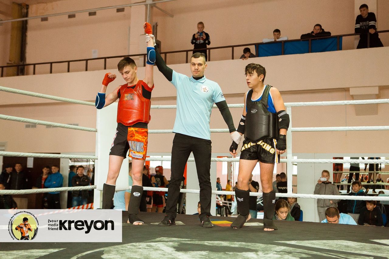 Buicani,Sculianca,Clubul Sportiv "Garuda" invita toti doritorii la antrenamente-box,kickboxing,K-1.. foto 2