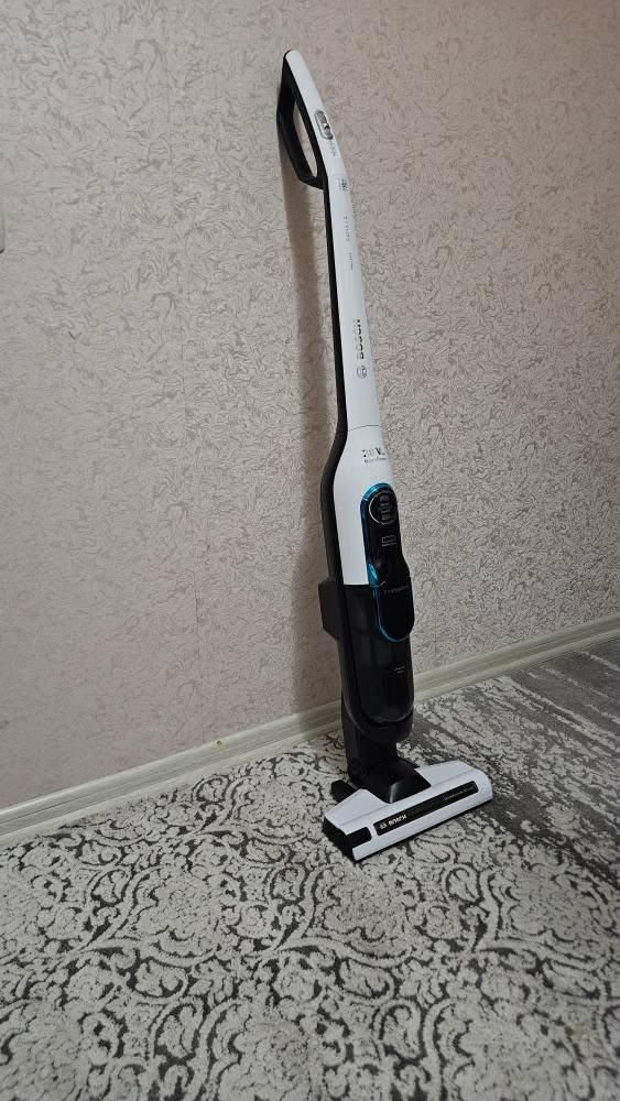 Aspirator vertical Bosch BCH86SIL1 фото 2
