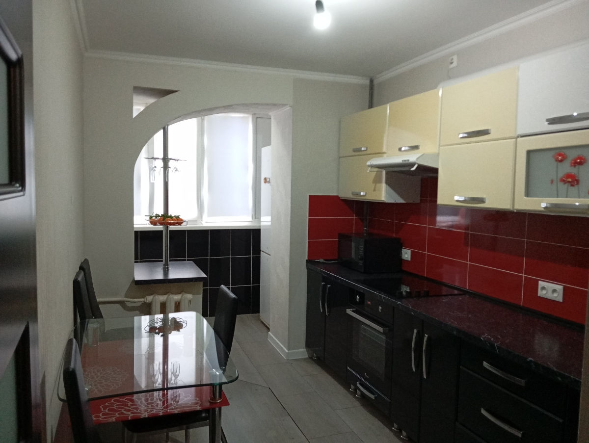 Apartament cu 3 camere, 69 m², Gara de nord, Bălți foto 3