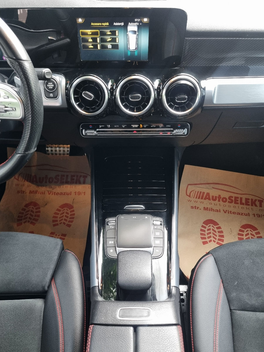 Mercedes GLB 2022 photo 14