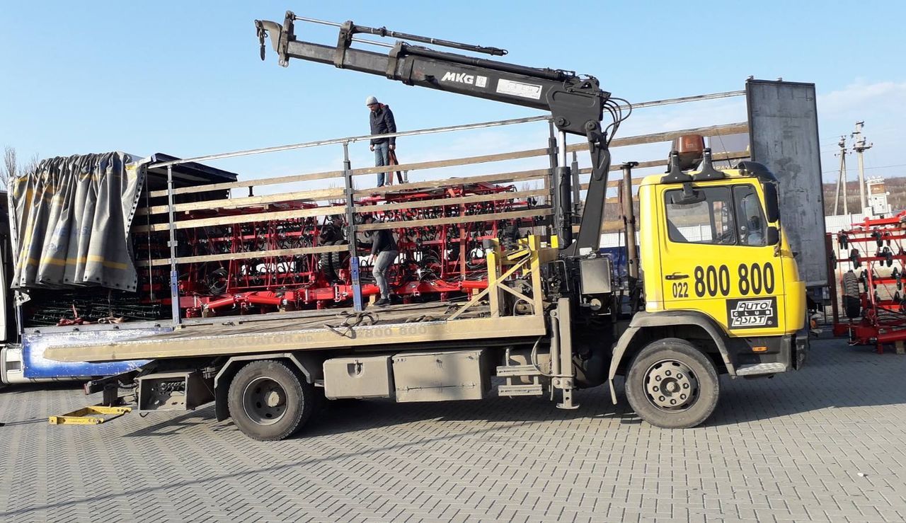 Evacuator Chisinau  Evacuator 24  Эвакуатор Chișinau  Manipulator foto 13