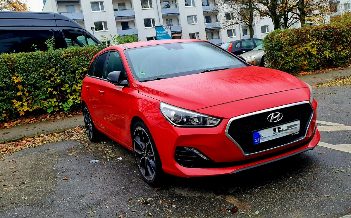 Hyundai i30 фото 1